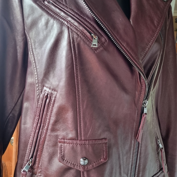 Marc Cain Wine Coloured Leather Jacket - Picture 15 of 16